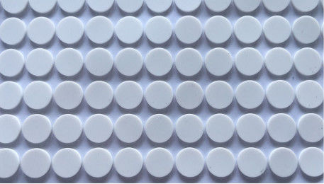 Almofada de borracha inodora ROHS de silicone de um deslizamento de 75 graus a anti testou para o carregador sem fio